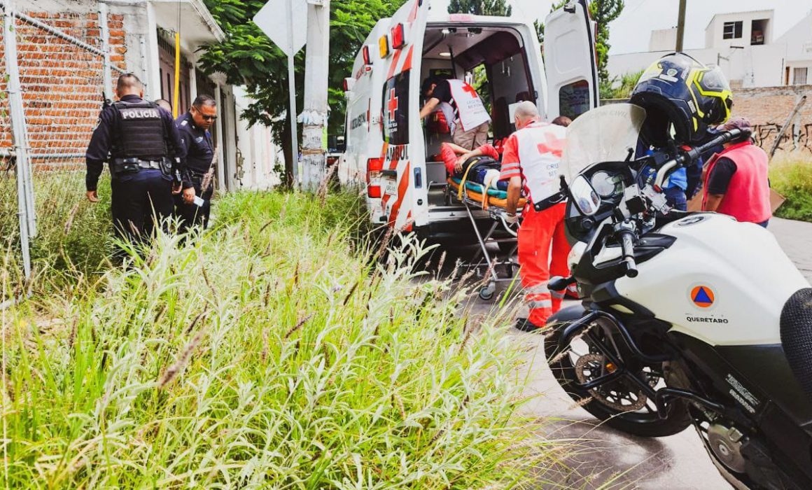 Hombre resulta lesionado tras caer de azotea en Querétaro