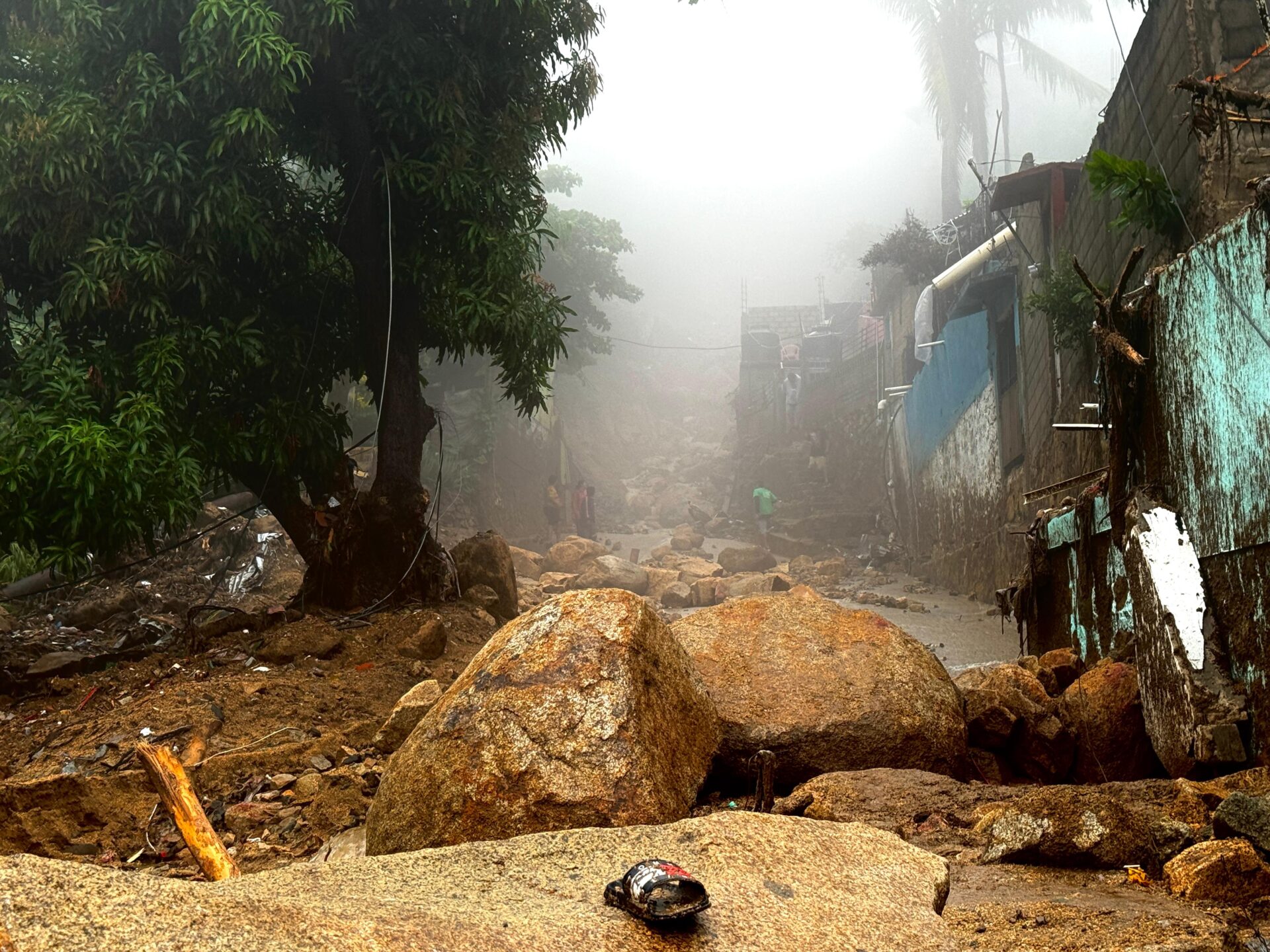 Tormenta tropical John deja múltiples deslaves en partes altas de Acapulco