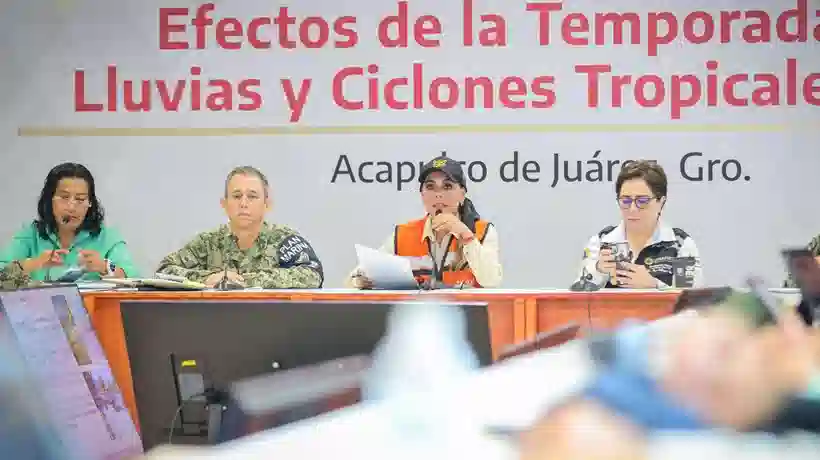 Evelyn Salgado garantiza apoyo a damnificados y operatividad de refugios en Guerrero