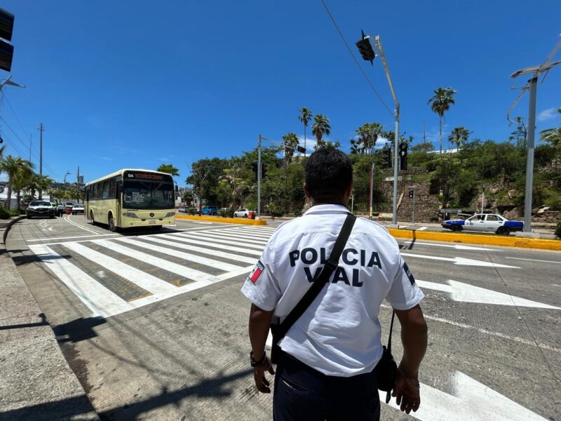 Implementa Gobierno de Acapulco dispositivo vial sobre la Costera