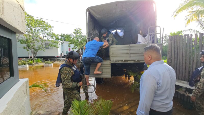 Apoyan Fuerzas Armadas a la población de Guerrero por John