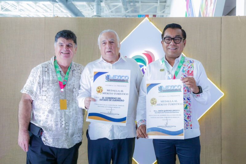 Recibe Guerrero Medalla al Mérito Turístico en el Tianguis de Pueblos Mágicos