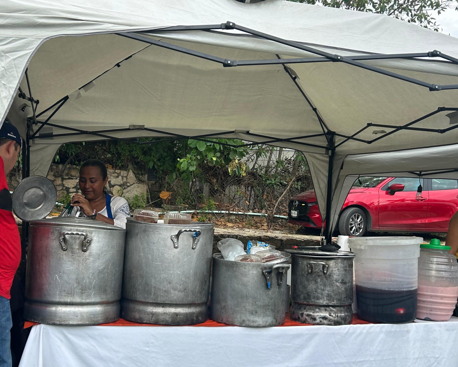 Comercios locales reportan bajas ventas después de la tormenta tropical John