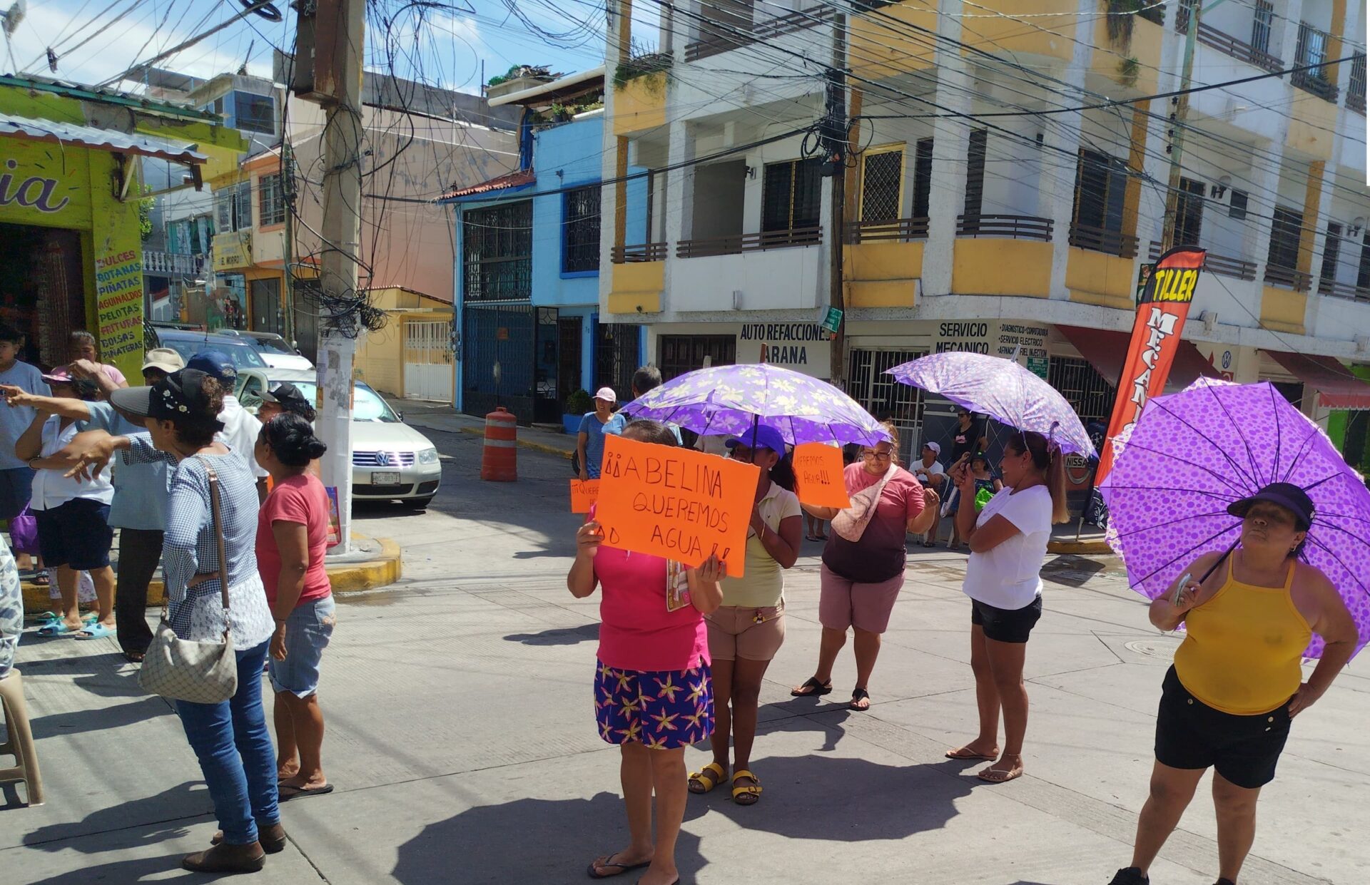 Bloqueo en Acapulco: Vecinos de la colonia Progreso exigen agua potable