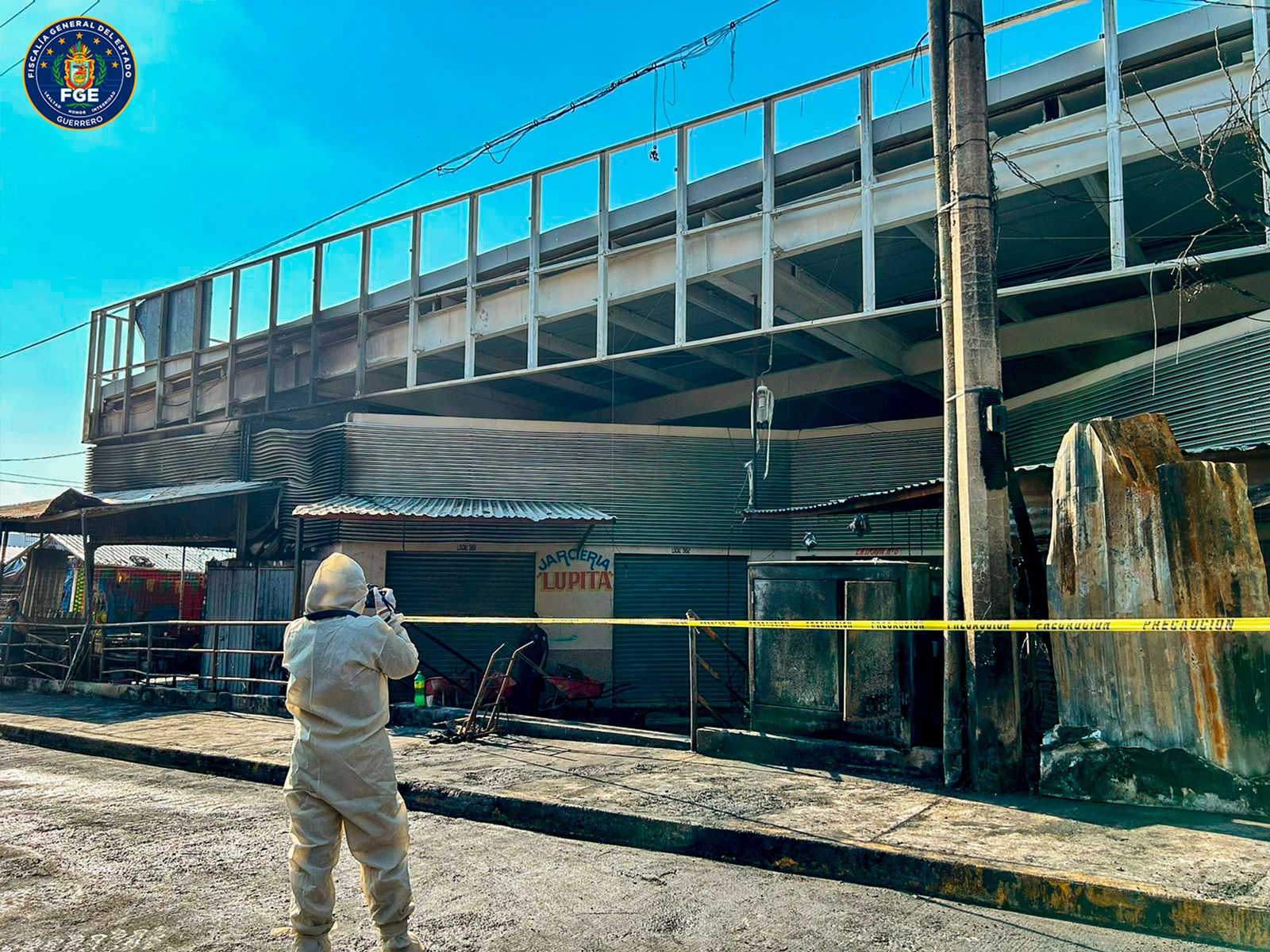 Inicia FGE Guerrero investigación por incendio en el Mercado Central de Acapulco