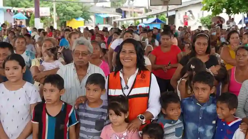 Abelina López refuerza apoyo a localidades rurales de Acapulco