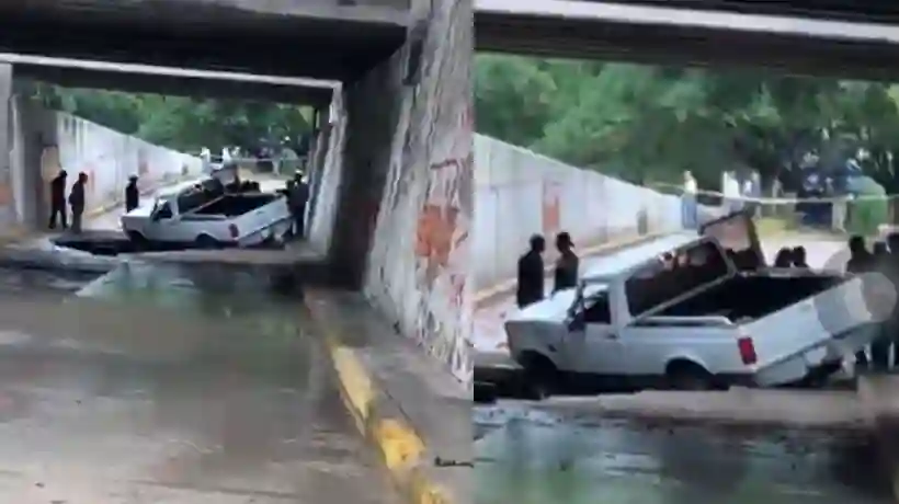 Camioneta cae en socavón en Chilpancingo