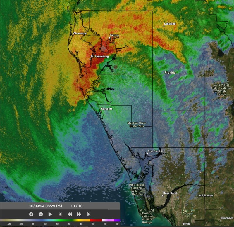 Huracán Milton toca tierra en Florida como categoría 3