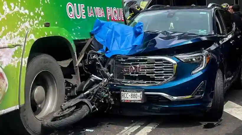 Liberan a automovilista que prensó a asaltante en Iztapalapa; actuó en defensa propia