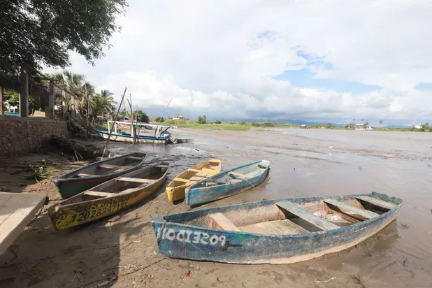 Sepulta John a comunidades de Coyuca de Benítez